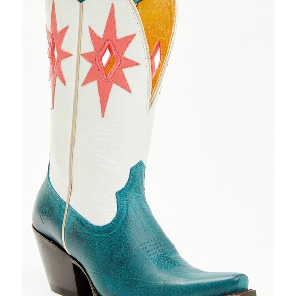 Ariat Shoes - ARIAT WOMEN'S STARLIGHT WESTERN BOOTS - SNIP TOE